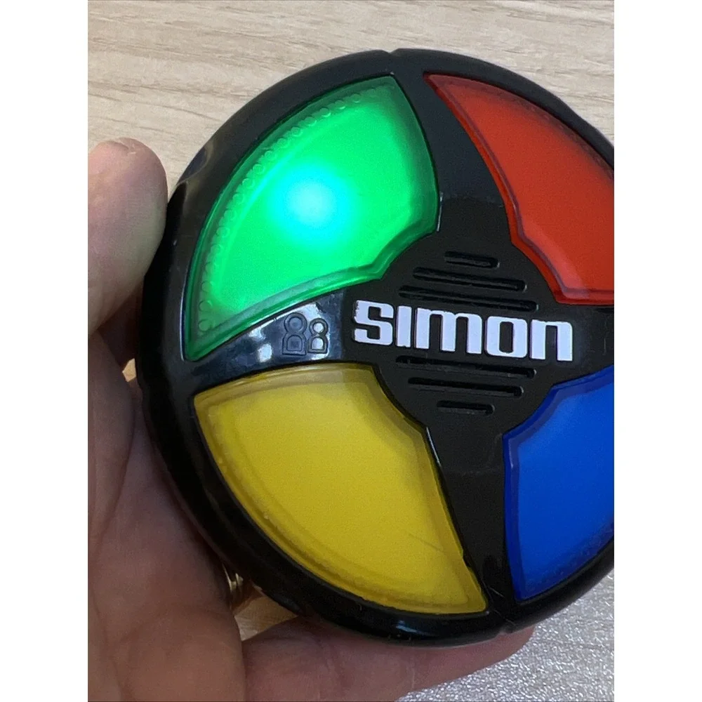 Simon Mini Electronic Hand Held Memory Game - Hasbro 2013‎ - Works